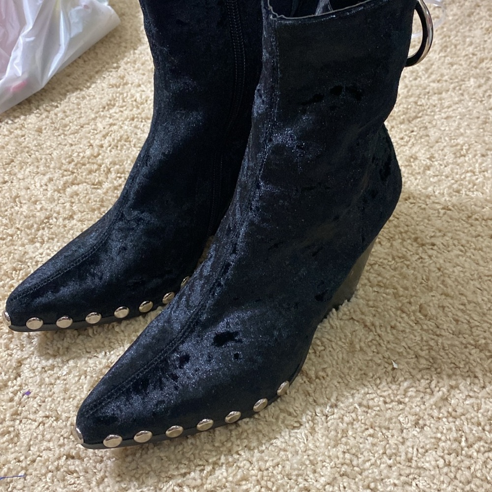 Jeffrey Campbell brand NEW Warren velvet studded ankle boots cowboy style 5.5 - Picture 2 of 8